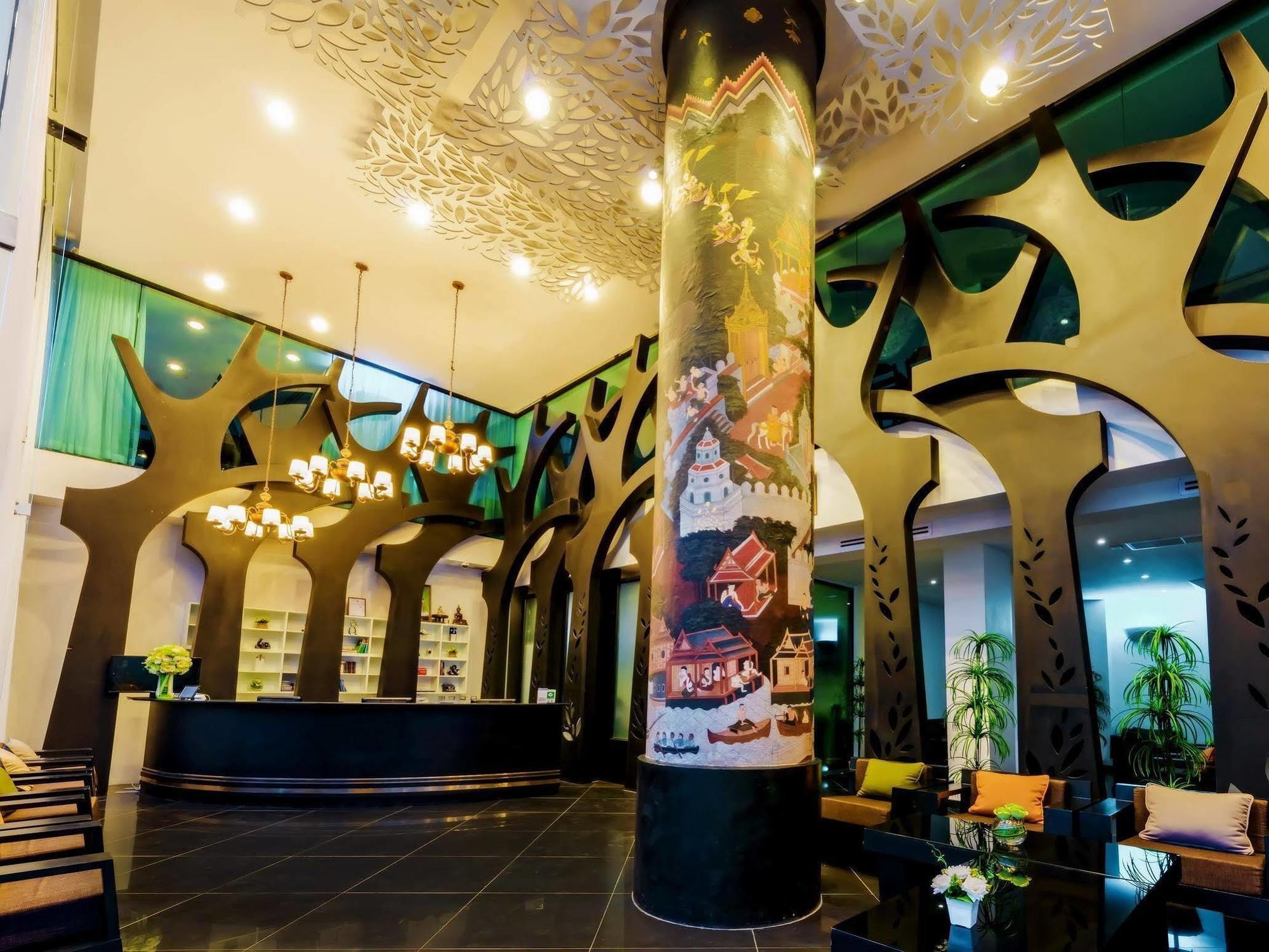 Khách sạn Raha Grand Patong